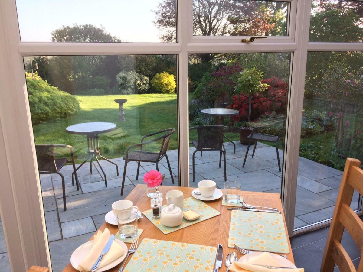 Porthkerry House Bed And Breakfast Little Budworth Bagian luar foto
